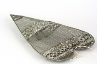 Srdce závěsné, šedé