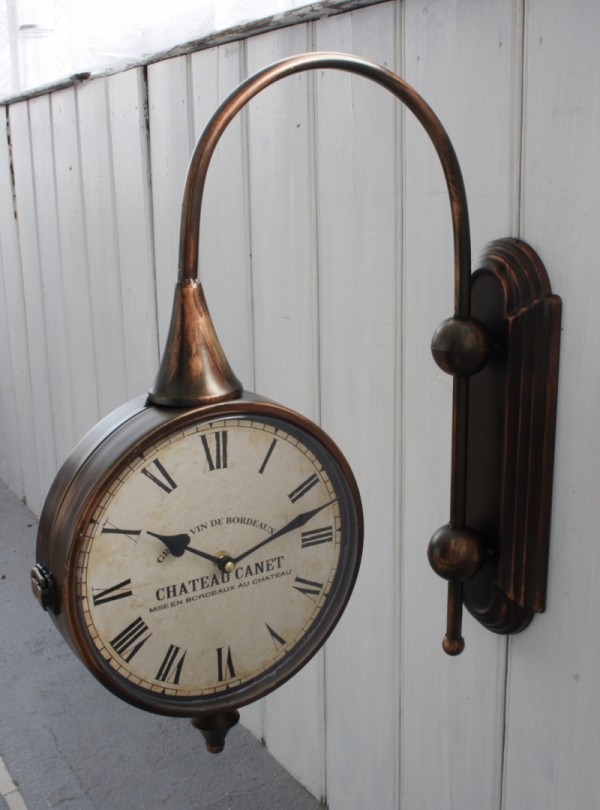 Starodávné hodiny - vyřazeno