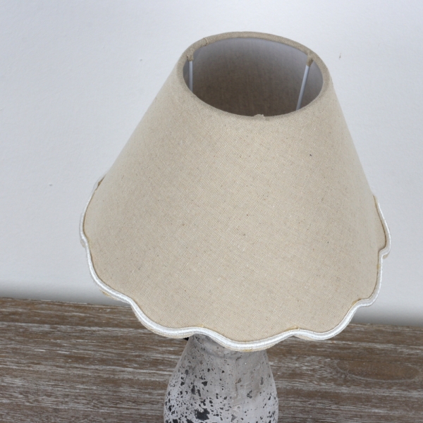 Stínidlo k lampě se zdobeným lemem 23cm