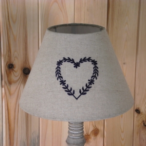 Stínidlo na lampu venkovské srdce 15cm