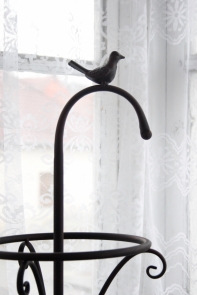 Stojan na deštníky s ptáčkem 76cm