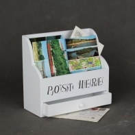 Stojan na dopisy dřevěný 22x9x20cm