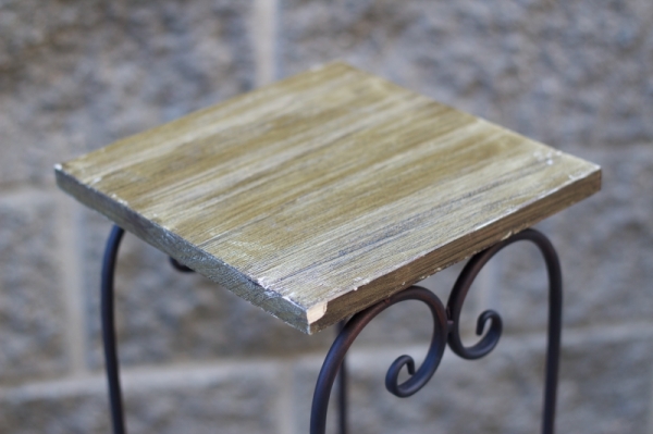 Stojan na kytky - vyřazeno 62x22x22cm