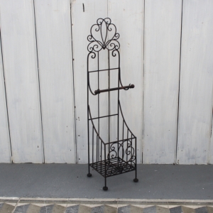 Stojan na toaletní papír černý kov 70cm