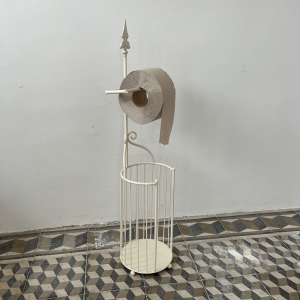 Stojan na toaletní papír + zásobník