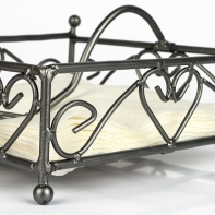 Stojánek na ubrousky se srdíčkem 19x19x7,5cm 