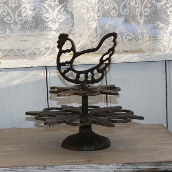 Stojánek na vajíčka litina 