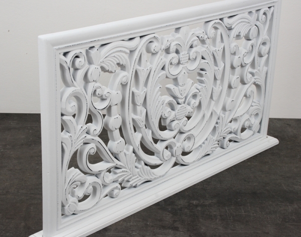 Stolní dekorace vyřezávaná s patinou 68x36x6cm