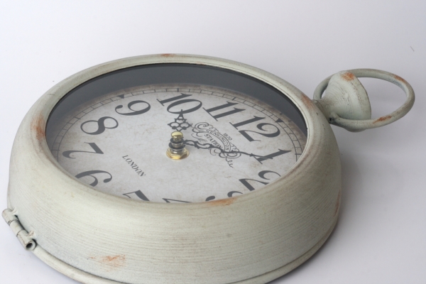 Stolní hodiny London Station s velkými čísly 22cm