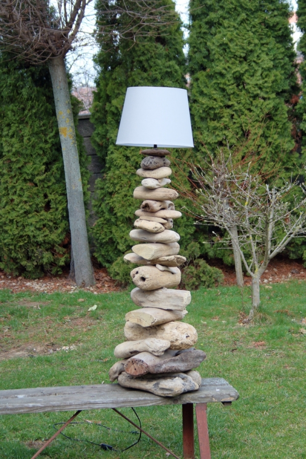 Stolní lampa s cylindrem z náplavového dřeva 100cm