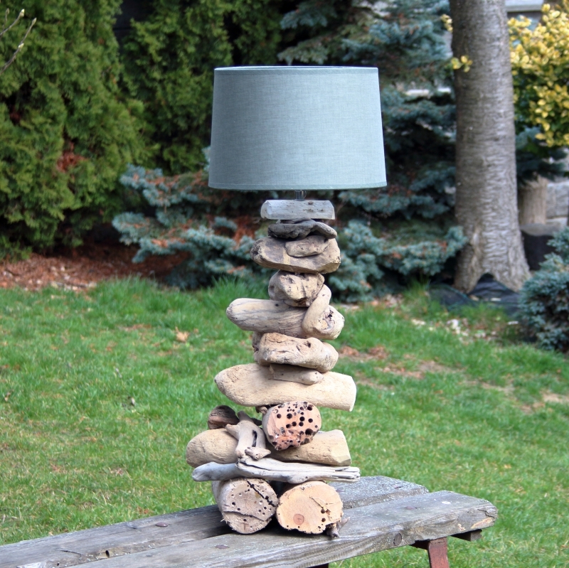 Stolní lampa z náplavového dřeva 60cm