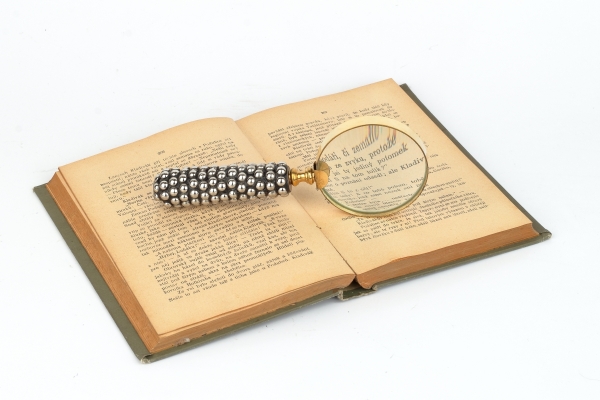 Stolní lupa malá - délka 15,5 cm