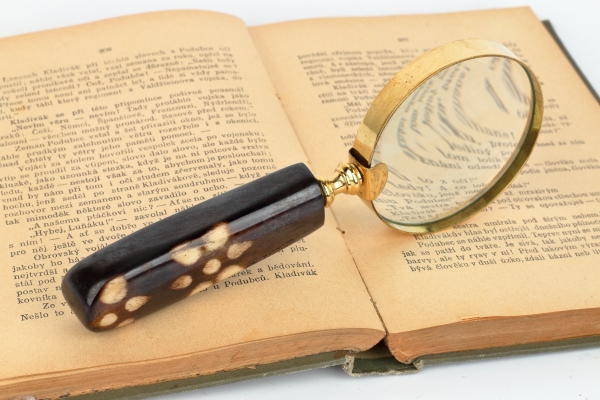 Stolní lupa malá - délka 15 cm 