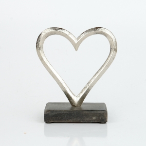 Svatební dekorace větší srdce 11,5 x 5,1 x 13,6 cm kov a dřevo