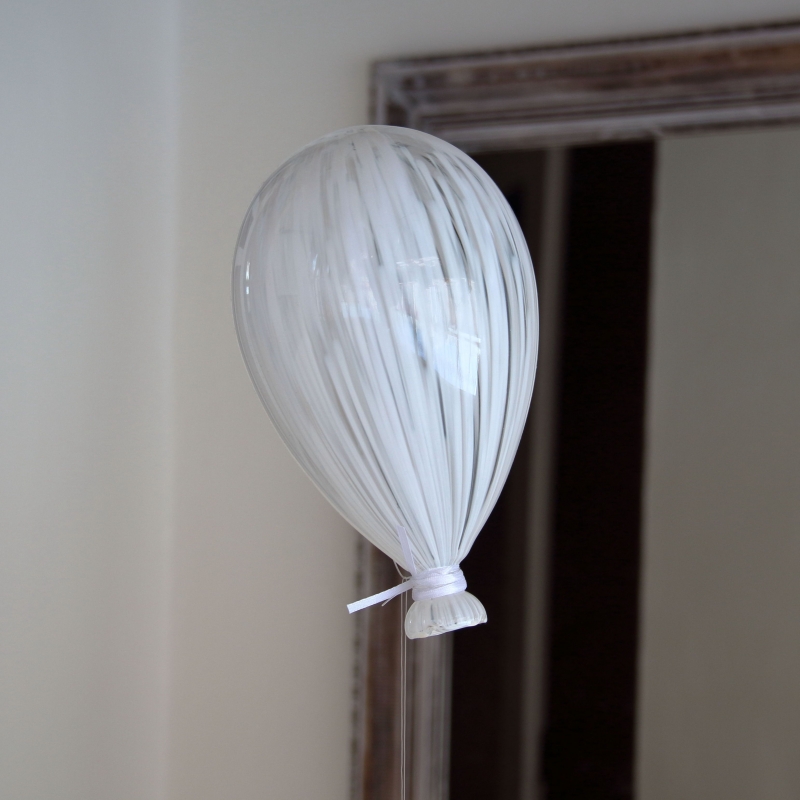 Svatební dekorace závěsný balónek 12x7cm