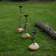 Svícen v kameni střední 37cm