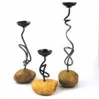 Svícen v kameni střední 37cm