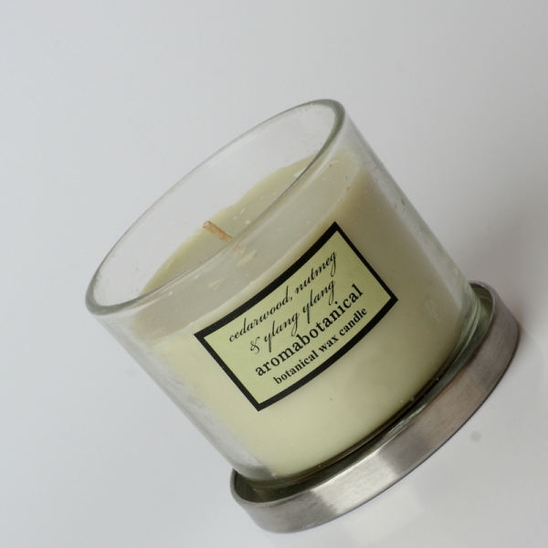 Svíčka Aromabotanical cedrové dřevo 180g