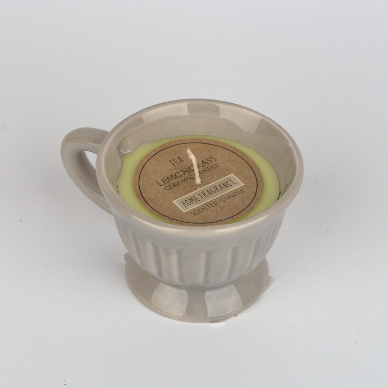 Svíčka v béžovém hrníčku 9x8x6cm 