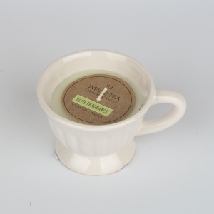Svíčka v bílém hrníčku 9x8x6cm