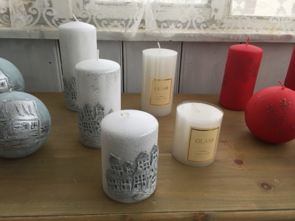 Svíčka vánoční čas válec bílý 7x18cm