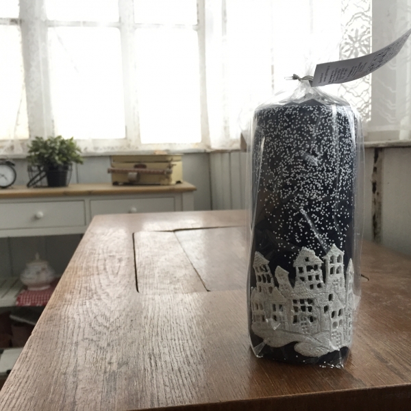 Svíčka vánoční čas válec modrý 7x18cm