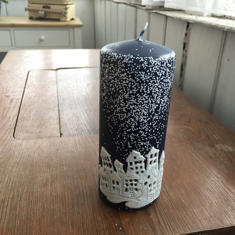 Svíčka vánoční čas válec modrý 7x18cm