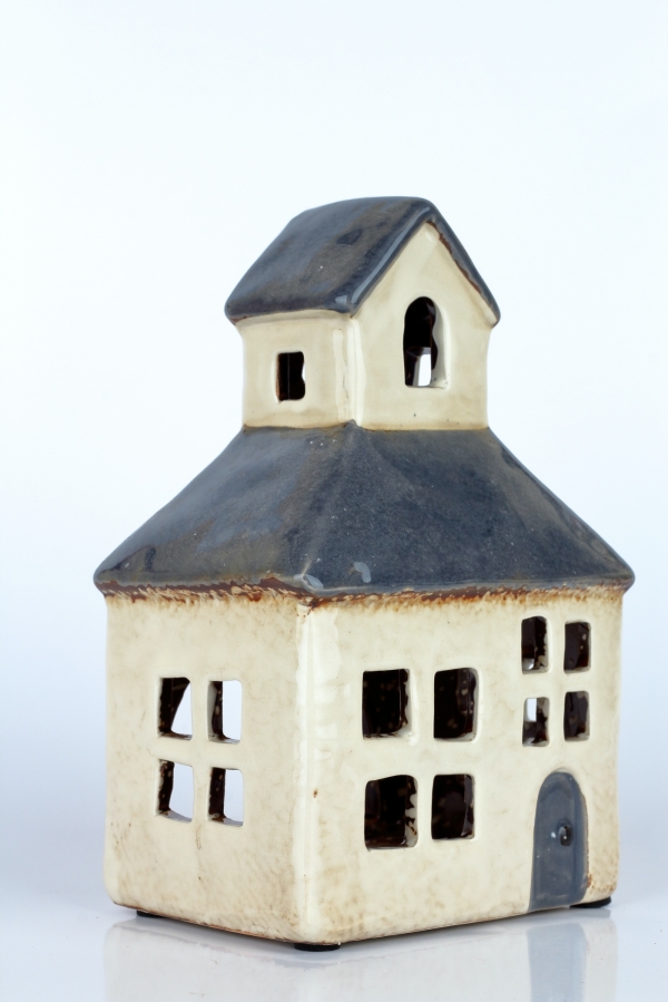 Svítící domeček kaplička na návsi 11 x 16,5 x 8 cm