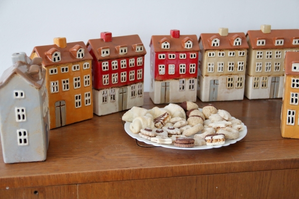 Svítící vánoční domeček 14x19x7,5cm A