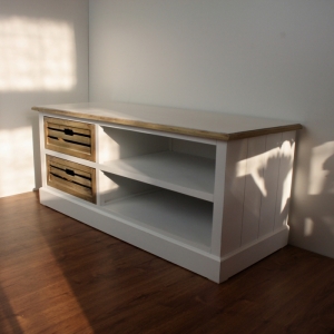 Televizní stolek