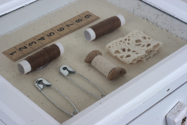 Třípatrová krabička na šití 36x19x28cm