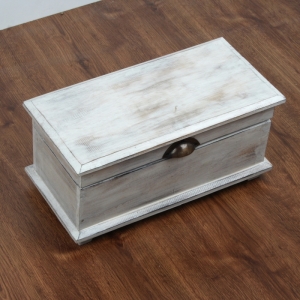 Truhla dřevěná s patinou 40x19x17 cm