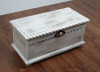 Truhla dřevěná s patinou 40x19x17 cm