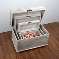 Truhla dřevěná s patinou 50x29x23 cm