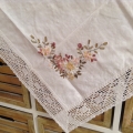 Ubrus s výšivkou 95x95cm