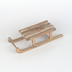 Vánoční dekorace sáňky hnědé 22x8x6cm