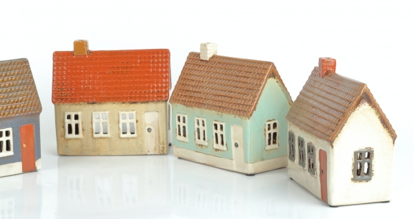 Vánoční dekorace svítící domeček 14x7x13cm