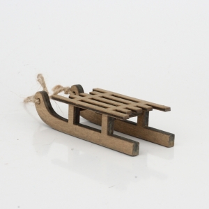 Vánoční dekorace závěsné sáně hnědé 9cm