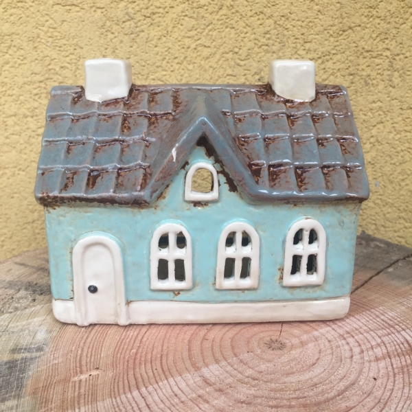 Vánoční domeček MNV - vyřazeno