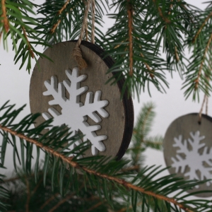 Vánoční ozdoba na stromeček vločka 7cm