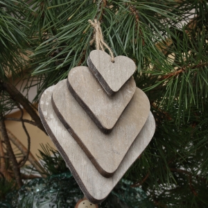 Vánoční ozdoby dřevěná závěsná srdce 10×12×0,5cm (4ks)