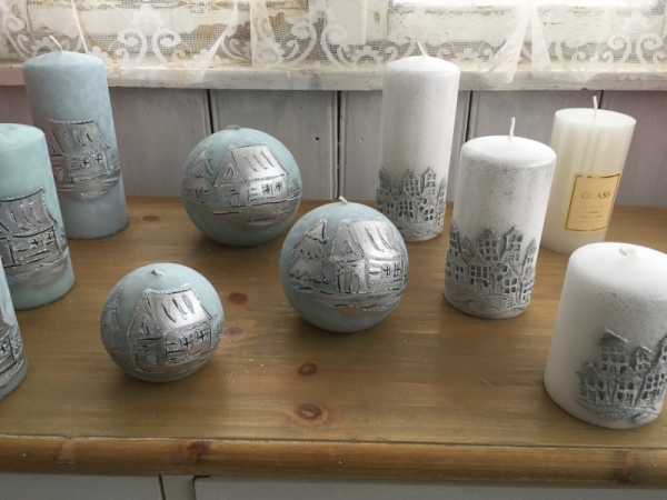 Vánoční svíčky sněhová vločka válec červený 7x10cm 