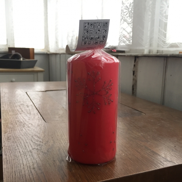 Vánoční svíčky sněhová vločka válec červený 7x14cm