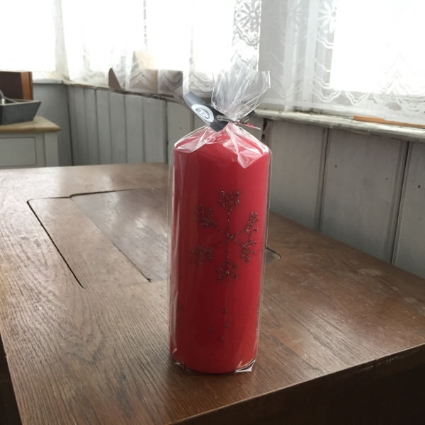 Vánoční svíčky sněhová vločka válec červený 7x18cm