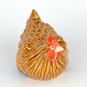 Velikonoční dekorace slepice světle hnědá