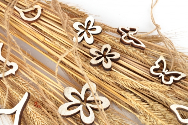 Velikonoční dekorace závěs kytka