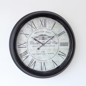 Velké nástěnné hodiny kovové 61 cm římské číslice