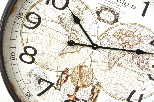 Velké nástěnné hodiny The World 68cm