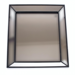 Velké zrcadlo zdobené