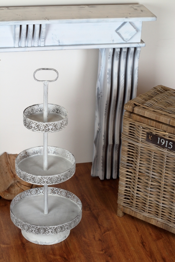 Velký etažér kovový 3 patra 88cm